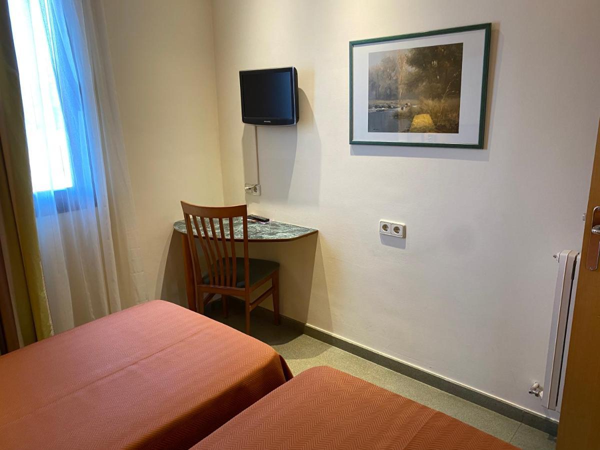 Hostal Meson Pepa โลโกรโญ ภายนอก รูปภาพ